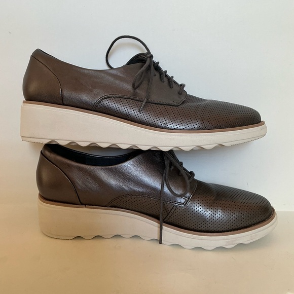 Clarks Womens Sharon Crystal Leather Platform Oxford. Metalliac Gray Size 10 - Picture 2 of 9